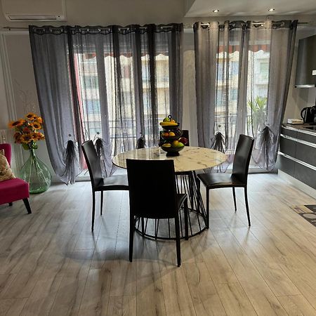 Gorgeous 2 Bedrooms Holiday Apartement Nice Exteriér fotografie