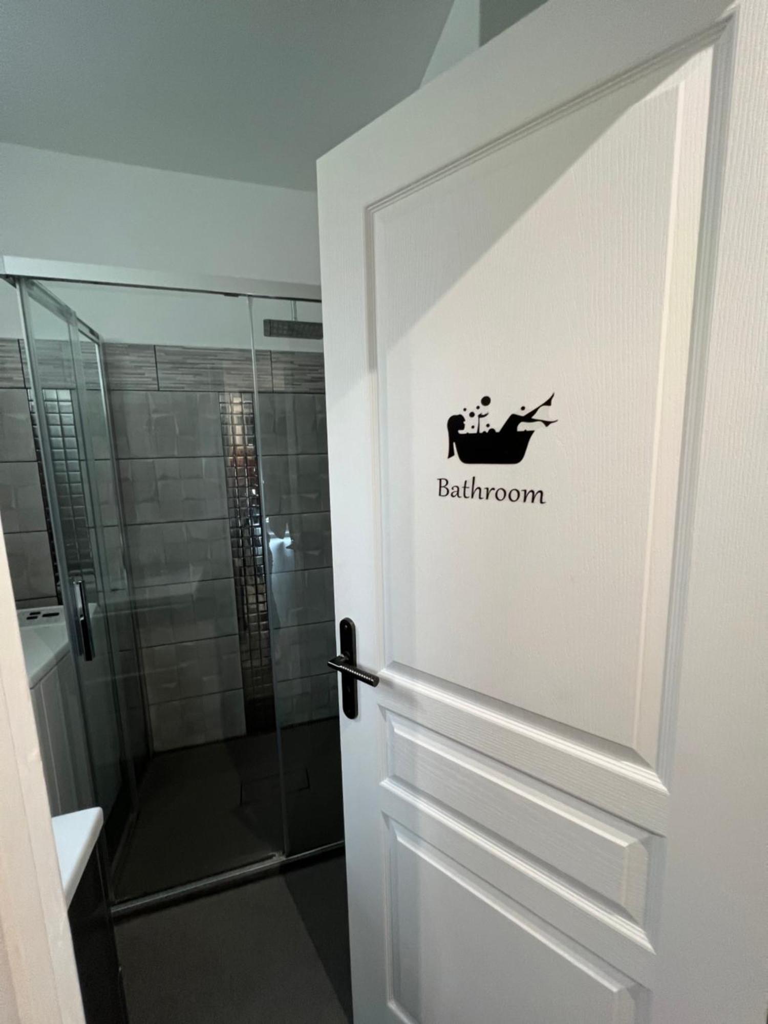Gorgeous 2 Bedrooms Holiday Apartement Nice Exteriér fotografie
