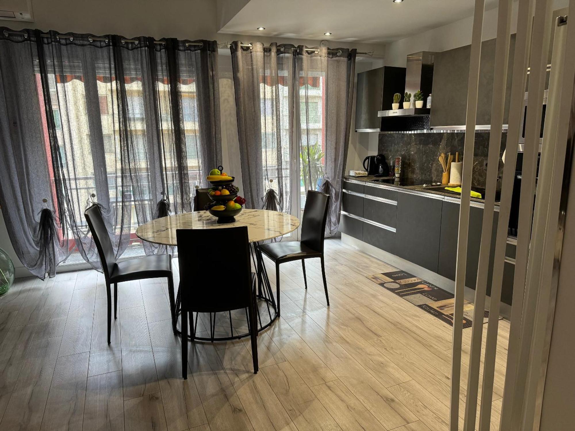 Gorgeous 2 Bedrooms Holiday Apartement Nice Exteriér fotografie